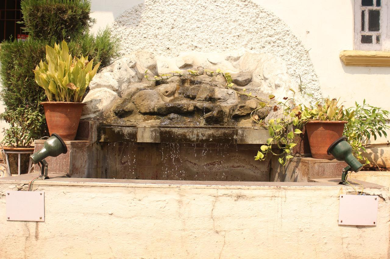 Hotel Homeland Pune Exterior photo